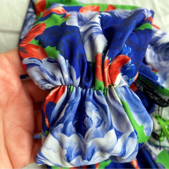 🫐 ZARA BLUE MULTI FLORAL ASYMMETRICAL BODYSUIT! - Picture 8 of 16